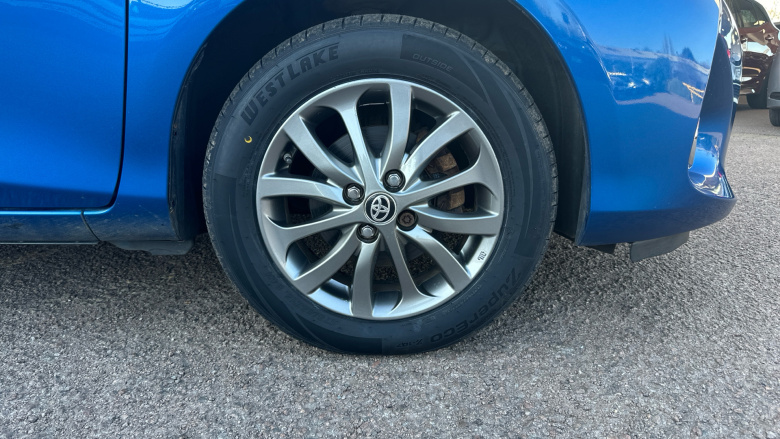 Toyota Yaris 1.33 VVT-i Icon 5dr Petrol Hatchback